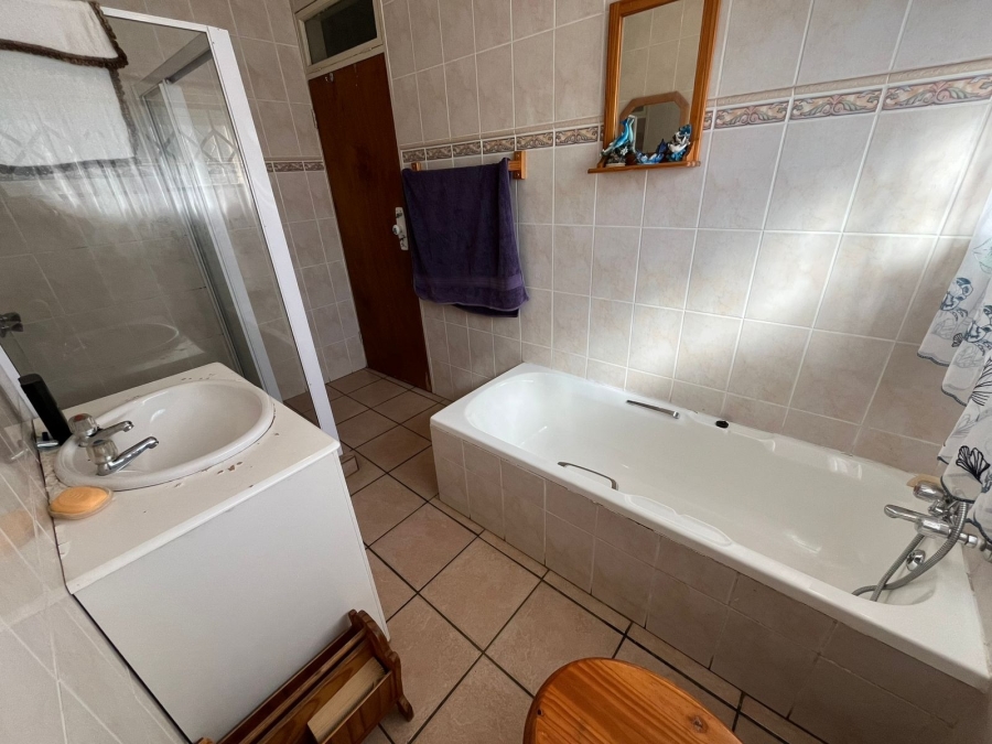 4 Bedroom Property for Sale in Protea Park North West